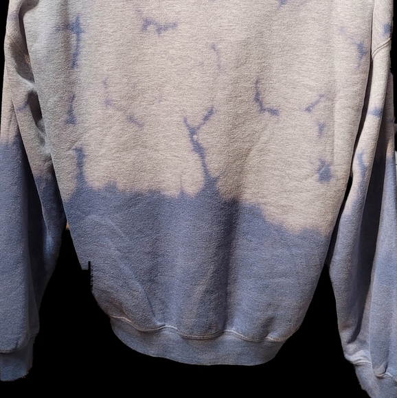 NWT Distressed Tye Dye Sweatshirt - Picture 3 of 3